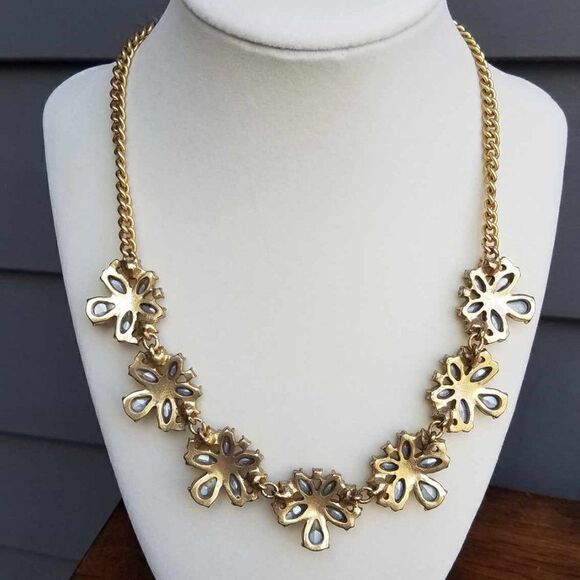 NWOT J Crew Rhinestone Crystal Statement Necklace - Picture 5 of 9